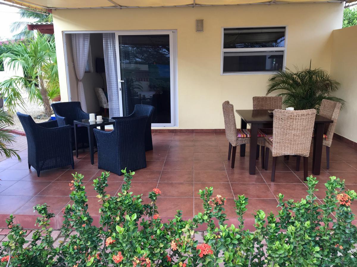 Ferienwohnung Bubali Gardens Palm Beach Exterior foto