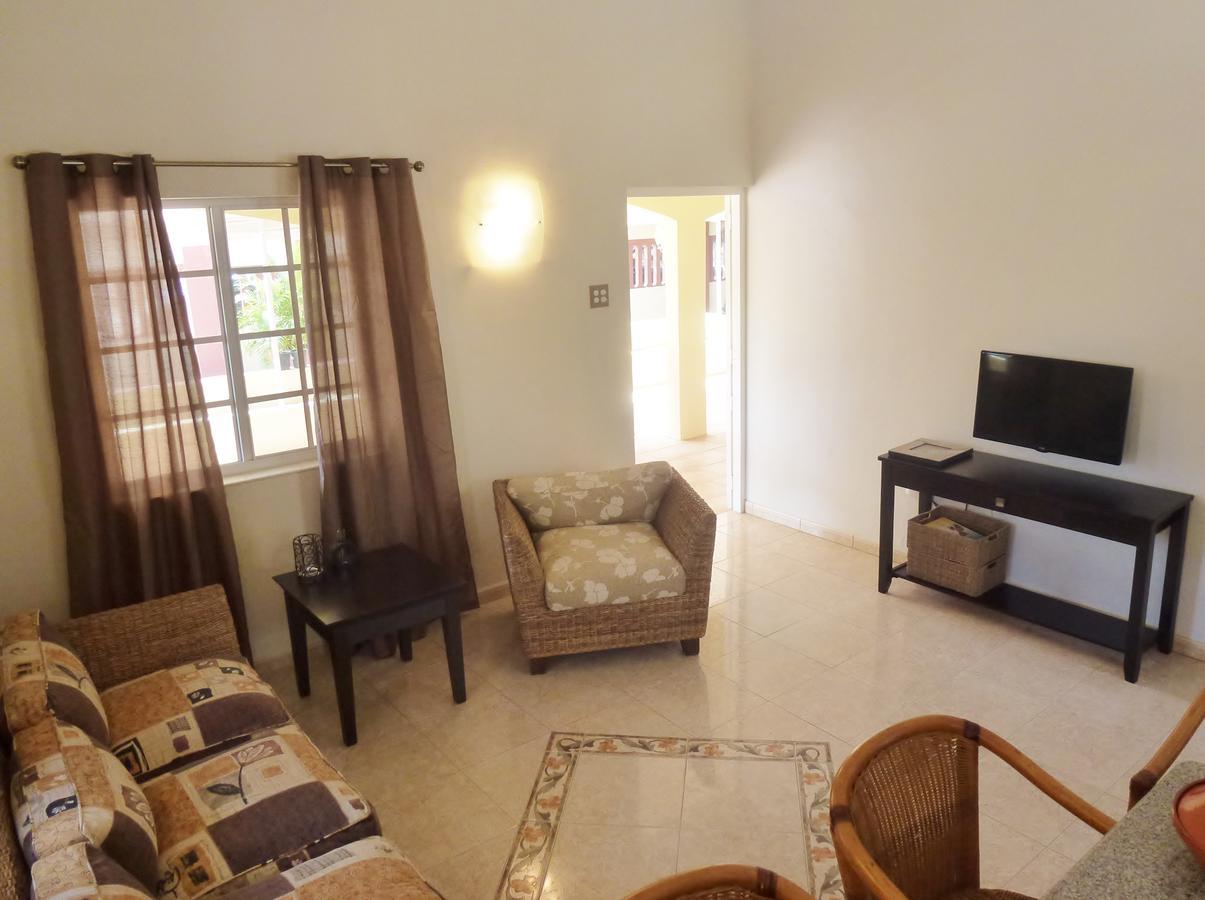 Ferienwohnung Bubali Gardens Palm Beach Exterior foto