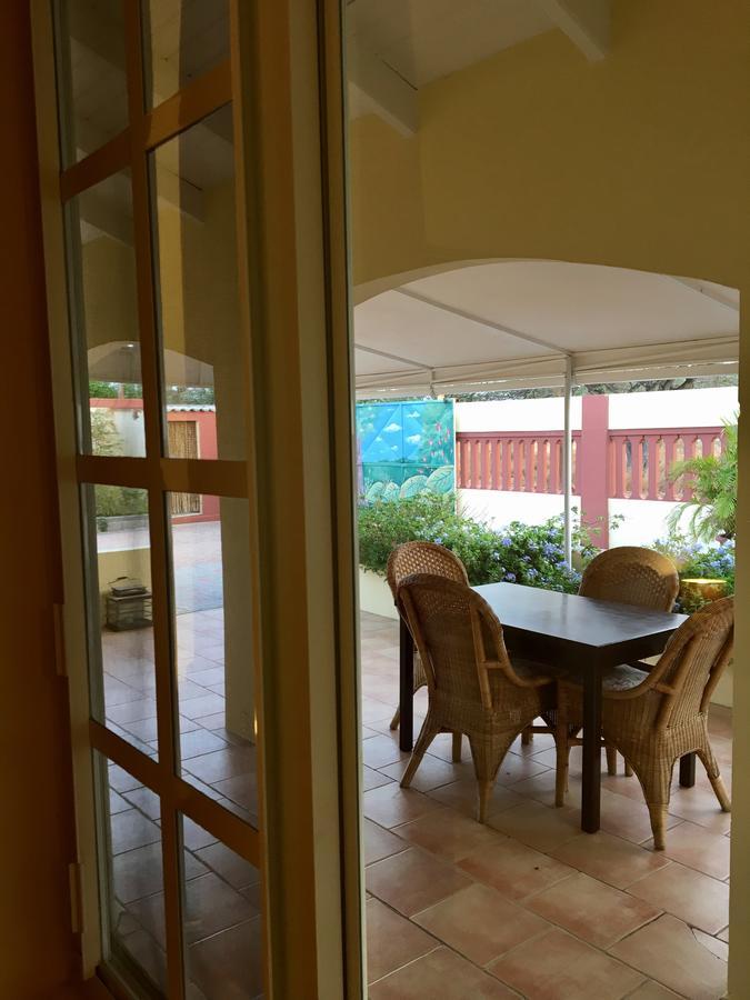 Ferienwohnung Bubali Gardens Palm Beach Exterior foto