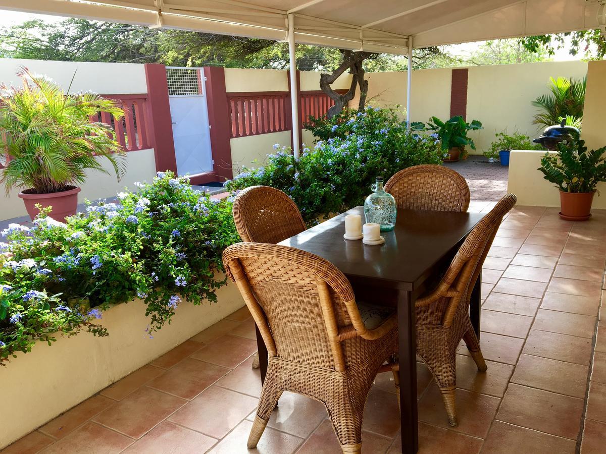 Ferienwohnung Bubali Gardens Palm Beach Exterior foto